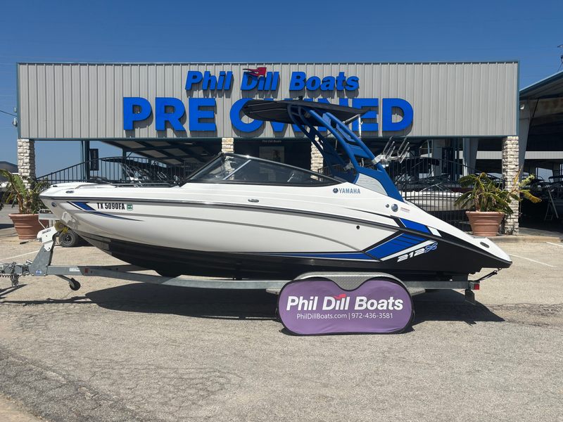 2019 Yamaha 212 XE