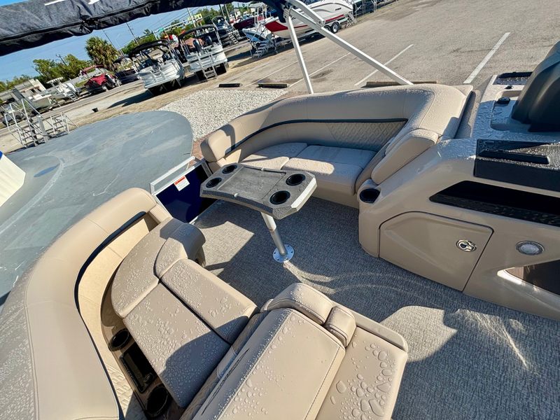Boat Image 15