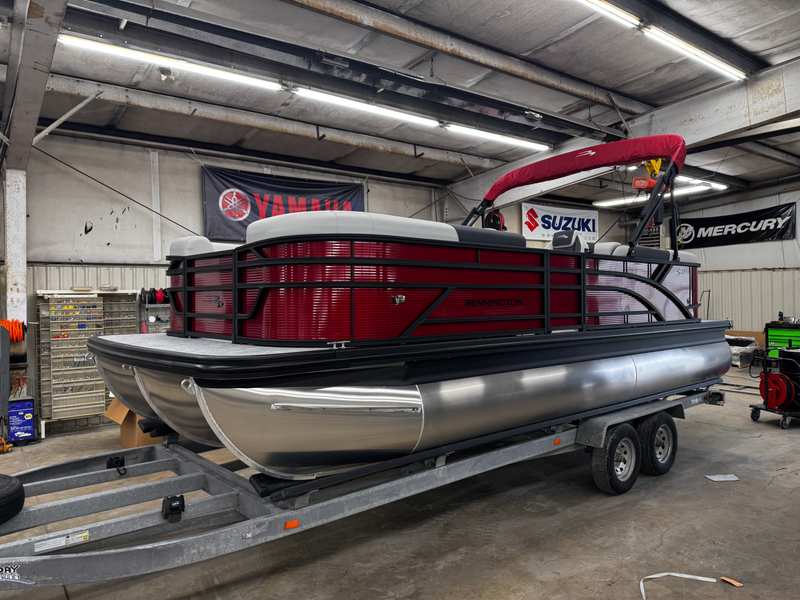 2026 Bennington 22 SSR SPS