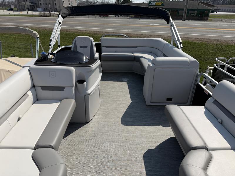 2023 Godfrey SW 2086 CX