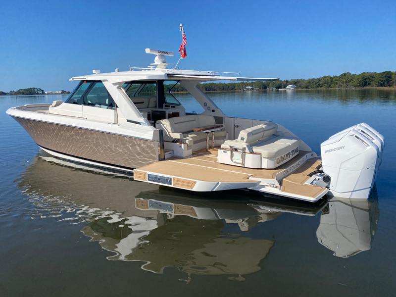 2023 Tiara Yachts 48 LS