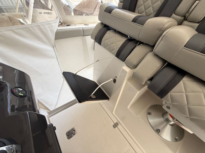Boat Image 17