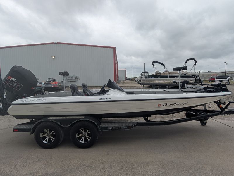 Boat Image 5