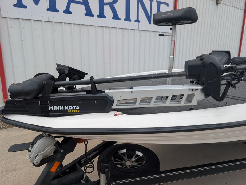 Boat Image 12