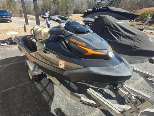 2021 Sea doo GTX Limited 300