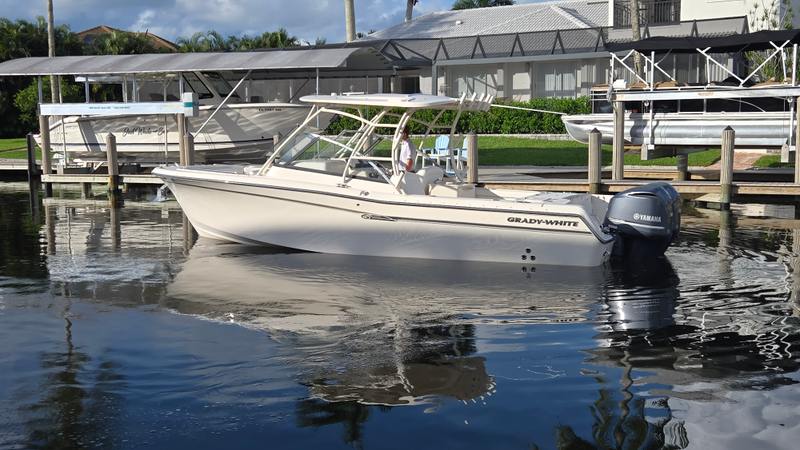 2015 Grady white Freedom 285