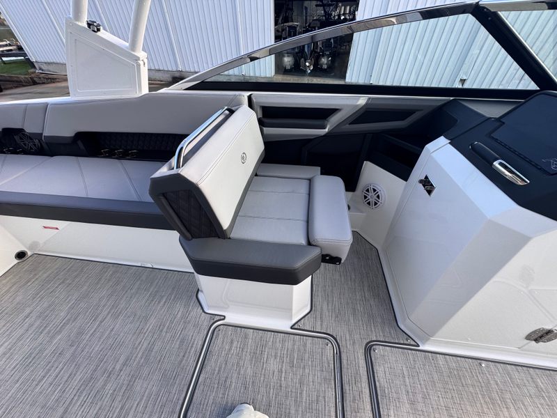 Boat Image 14