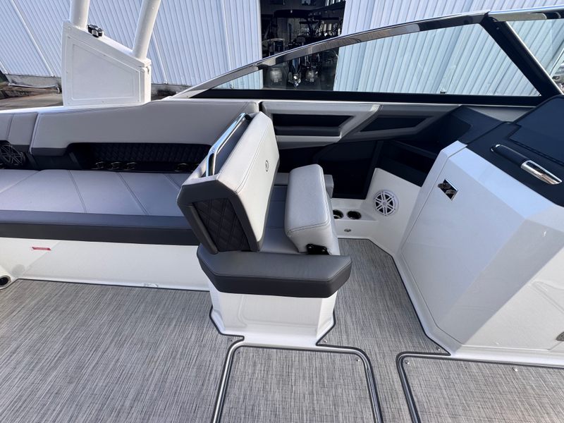 Boat Image 16